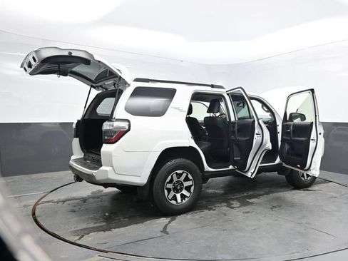 Used 2019 Toyota 4Runner TRD Off-Road Premium AWD/4WD image 47