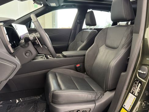 Used 2024 Lexus RX 350 AWD w/ Convenience Package image 5