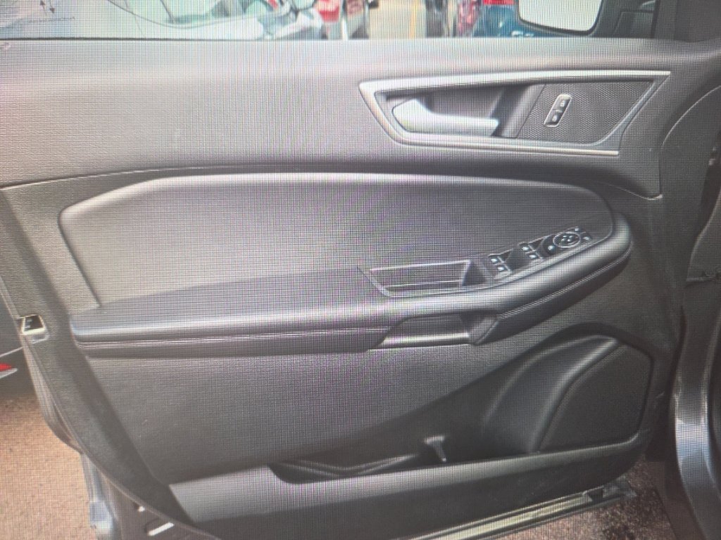 Used 2024 Ford Edge SEL w/ Convenience Package AWD/4WD image 17