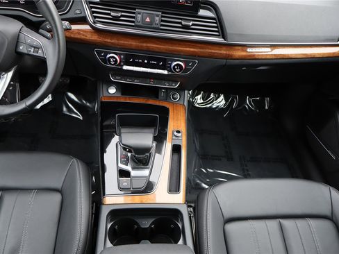 Used 2023 Audi Q5 2.0T Premium Plus w/ Premium Plus Package image 24