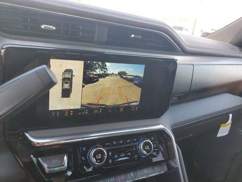 New 2026 GMC Sierra 2500 Denali w/ Denali Reserve Package AWD/4WD image 18