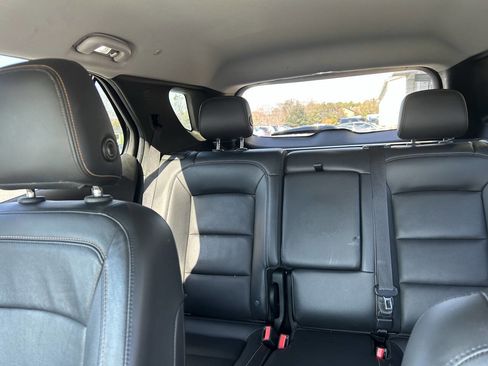 Used 2019 Chevrolet Equinox Premier image 24