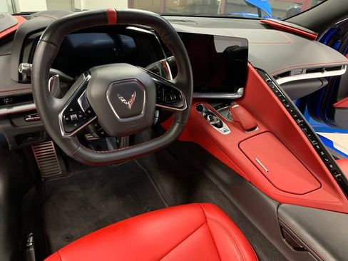Used 2024 Chevrolet Corvette Stingray Preferred Cpe w/ 2LT RWD image 18