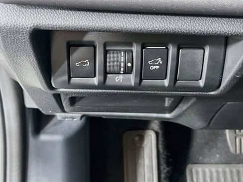Used 2022 Subaru Outback Limited w/ Popular Package #2 AWD/4WD image 11