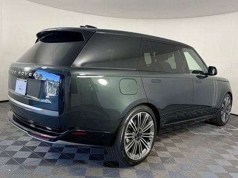 New 2026 Land Rover Range Rover Long Wheelbase SE image 8