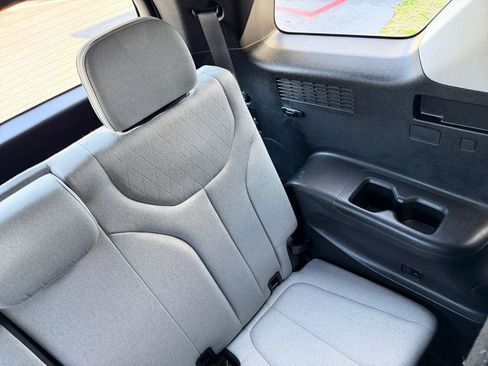 Used 2021 Hyundai Palisade SE image 30