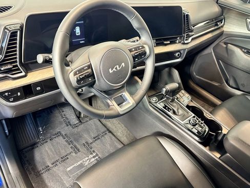 Used 2024 Kia Sportage X-Line w/ X-Line Premium Package image 9