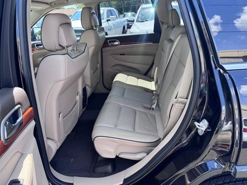 Used 2013 Jeep Grand Cherokee Overland RWD image 41