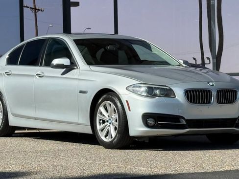 Used 2015 BMW 528i Sedan RWD image 17