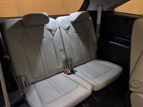 Certified 2022 Kia Sorento SX Prestige w/ Panoramic Sunroof Package image 23