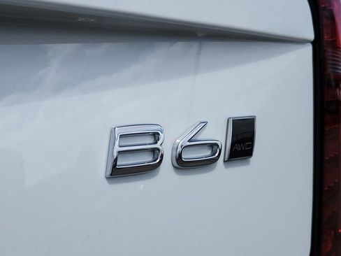 New 2025 Volvo XC90 B6 Ultra w/ Protection Package image 12