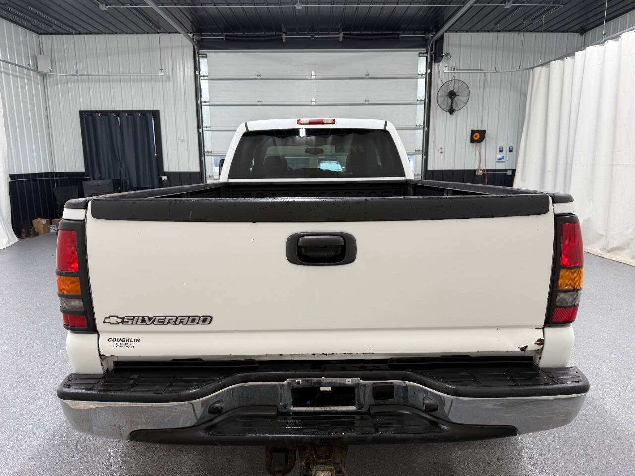 Used 2006 Chevrolet Silverado 3500 LT w/ Onstar Plus Package RWD image 5