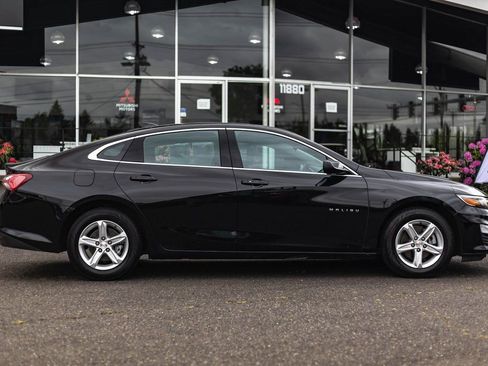 Used 2022 Chevrolet Malibu LT FWD image 7