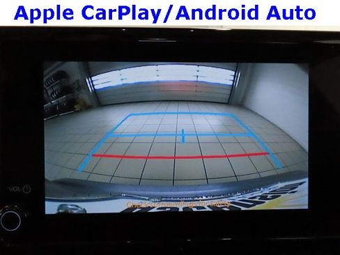 Used 2024 Toyota Corolla LE image 5