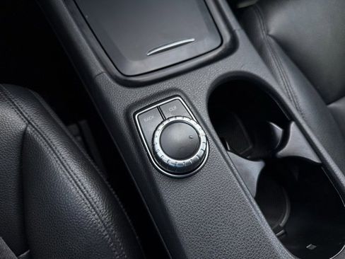 Used 2014 Mercedes-Benz CLA 250 4MATIC image 22