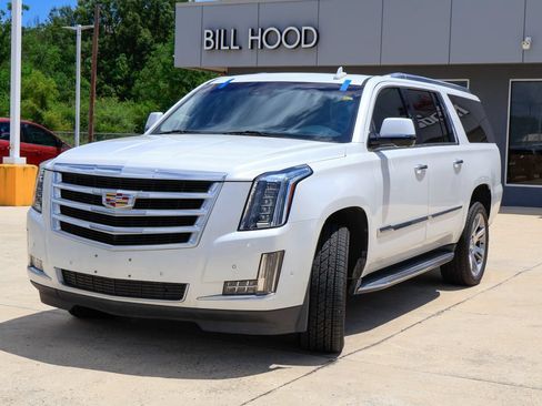 Used 2018 Cadillac Escalade ESV Luxury RWD image 26