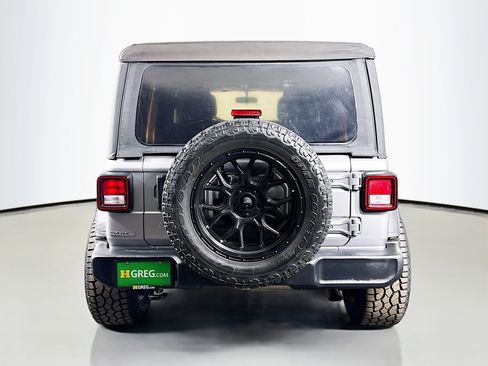 Used 2018 Jeep Wrangler Unlimited Sport S image 8