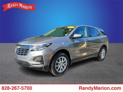 Used 2024 Chevrolet Equinox LS w/ LS Convenience Package image 1