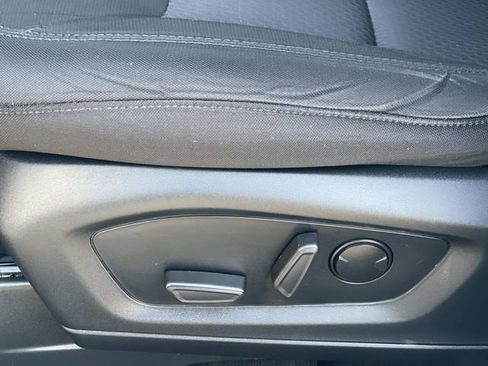 Certified 2023 Ford Explorer XLT image 21