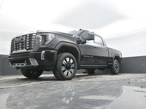 Used 2026 GMC Sierra 2500 Denali w/ Denali Reserve Package AWD/4WD image 41