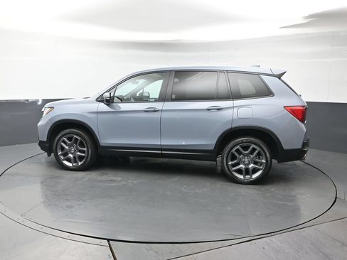 Used 2023 Honda Passport EX-L image 4