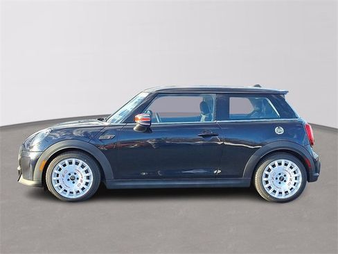 Used 2022 MINI Cooper S image 7