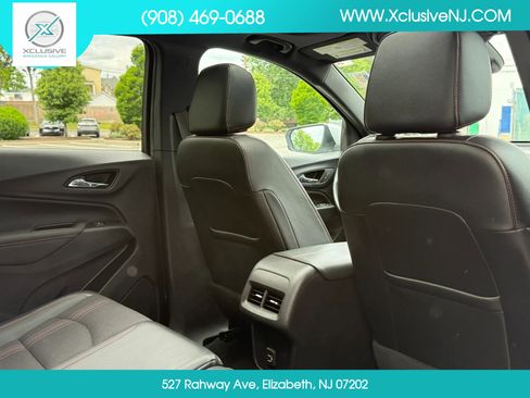 Used 2022 Chevrolet Equinox RS w/ Infotainment Package AWD/4WD image 22
