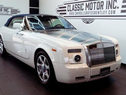 Used 2011 Rolls-Royce Phantom Drophead Coupe image 11