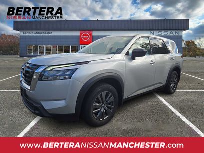 Used 2024 Nissan Pathfinder S
