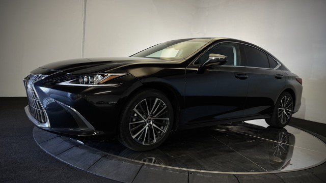 Used 2023 Lexus ES 350 w/ Premium Package FWD image 30