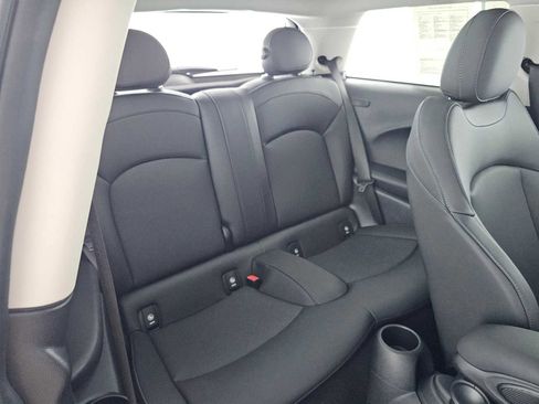 Used 2024 MINI Cooper SE image 12