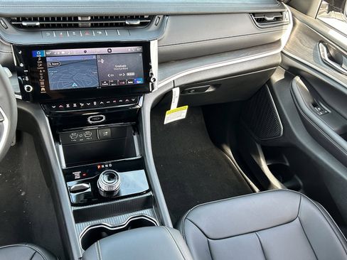 New 2026 Jeep Grand Cherokee Limited w/ Limited Altitude Package image 13