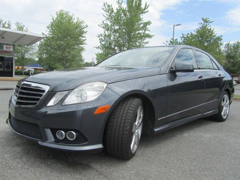 Used 2010 Mercedes-Benz E 350 Sedan w/ Premium 1 Pkg image 6