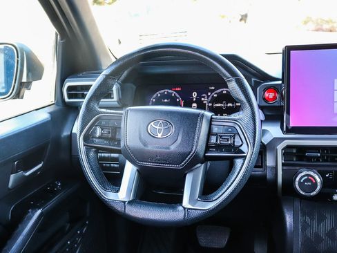 Certified 2024 Toyota Tacoma TRD Off-Road AWD/4WD image 18