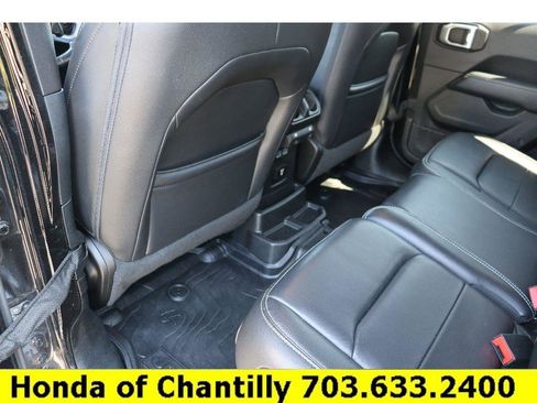 Used 2019 Jeep Wrangler Unlimited Sahara w/ Quick Order Package 24M Moab image 25