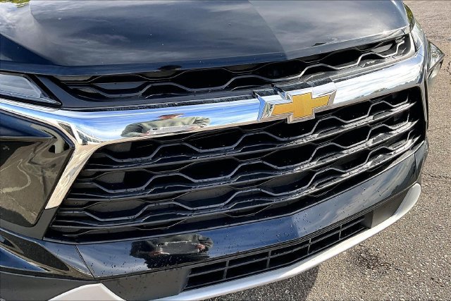 Used 2023 Chevrolet Blazer LT FWD image 30