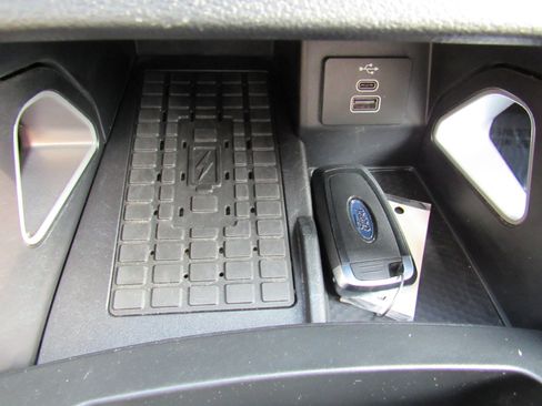 Used 2024 Ford Ranger Lariat w/ Advanced Towing Package image 23