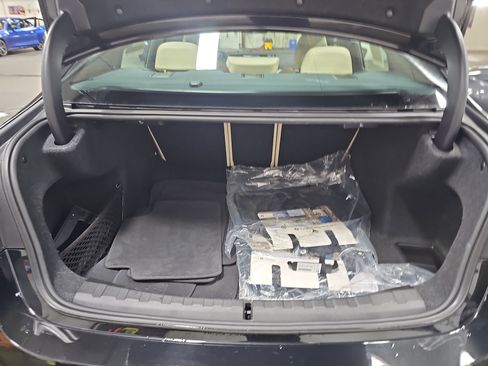 Certified 2025 BMW 330i Sedan w/ Premium Package image 13