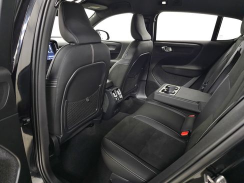 Used 2023 Volvo C40 P8 Recharge Ultimate w/ Protection Package Premier AWD/4WD image 33