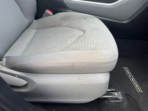 Used 2021 Toyota Highlander L FWD image 15