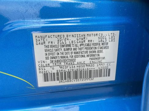 Used 2025 Nissan Sentra SV image 29