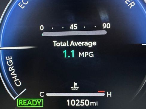 Used 2025 Toyota Camry XSE image 24