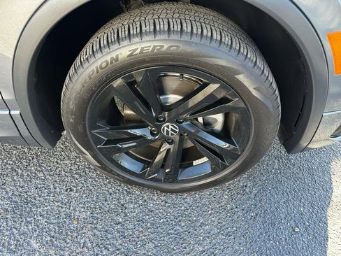 Used 2024 Volkswagen Tiguan SE R-Line w/ MDO Package, Three-Row image 26