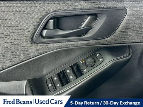 Used 2023 Nissan Rogue S AWD/4WD image 24