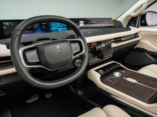 New 2027 Lincoln Navigator Reserve w/ Jet Appearance Package AWD/4WD image 16