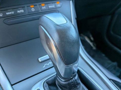 Used 2017 Ford Edge SEL AWD/4WD image 12
