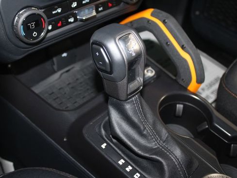 Used 2024 Ford Bronco Badlands image 54