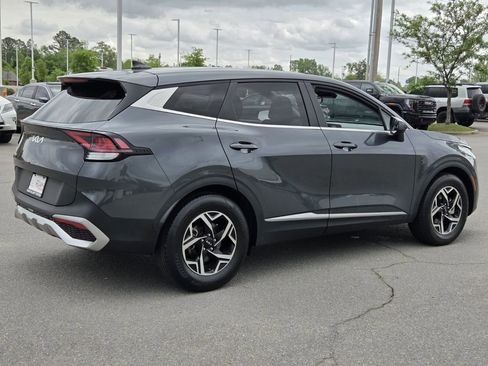 Used 2024 Kia Sportage LX FWD image 5