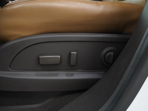Used 2016 Buick Enclave Premium w/ Experience Buick Package AWD/4WD image 28