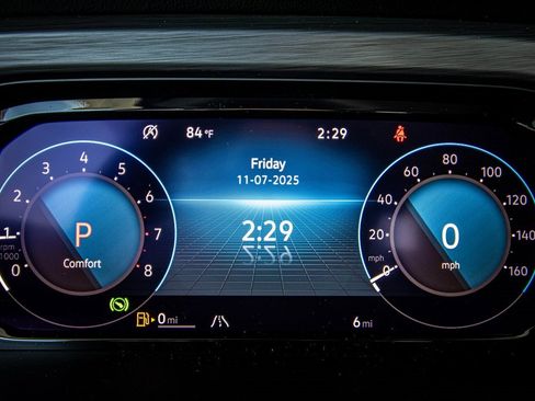 New 2026 Volkswagen Atlas Cross Sport SE image 3